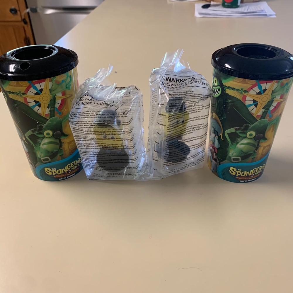 SpongeBob Movie Search For Squarepants 22oz Cups Lids Toppers 2025 Lot of 2 NEW